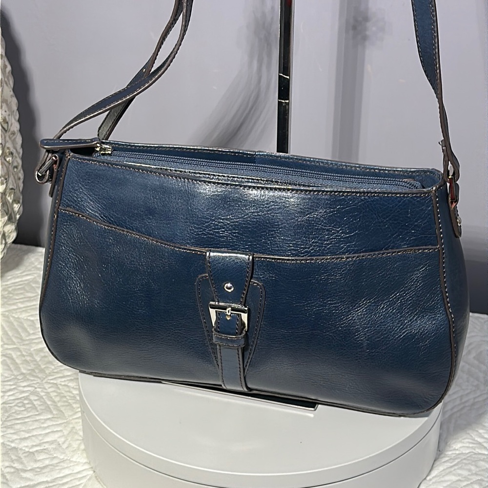 Etienne Aigner Navy leather 2way bag Shoulder or crossbody bag Quality leather